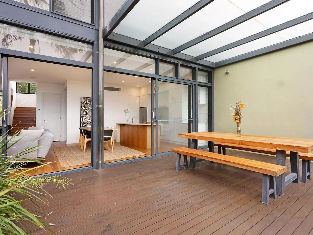 Ferienhaus Kiah - Nestled Between Main & Belongil Beaches
