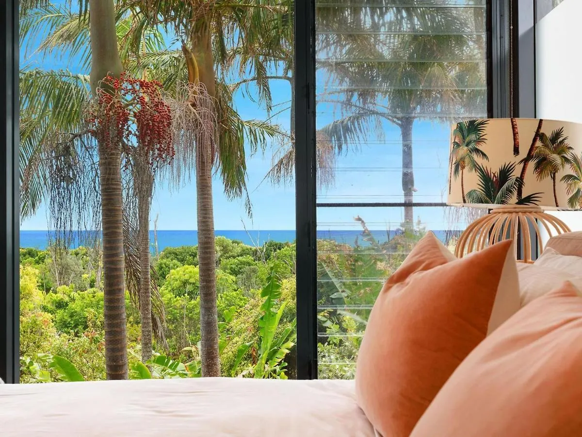 Ferienhaus Kiah - Nestled Between Main & Belongil Beaches